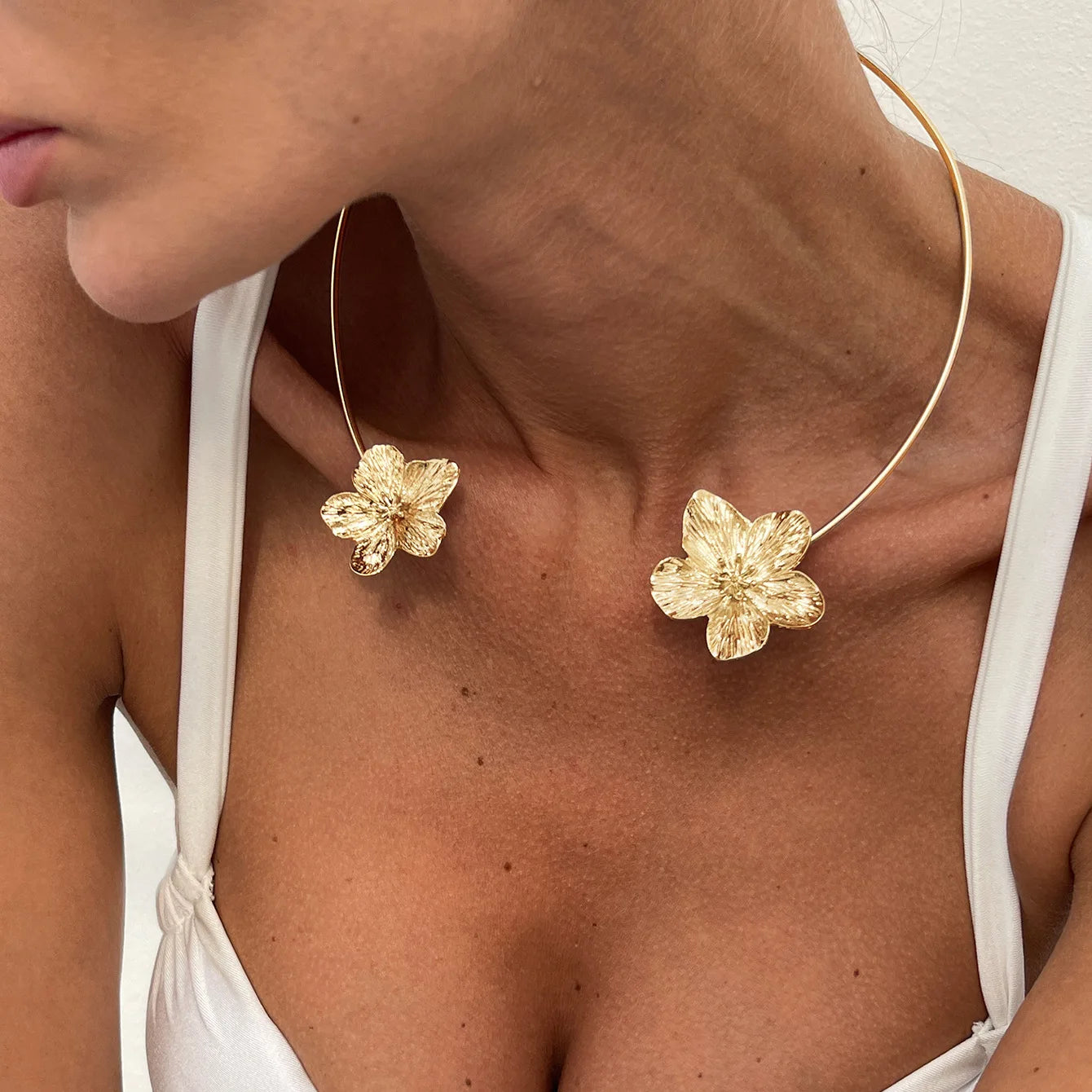 KMVEXO Ocean Starfish Necklace For Women Boho Jewelry