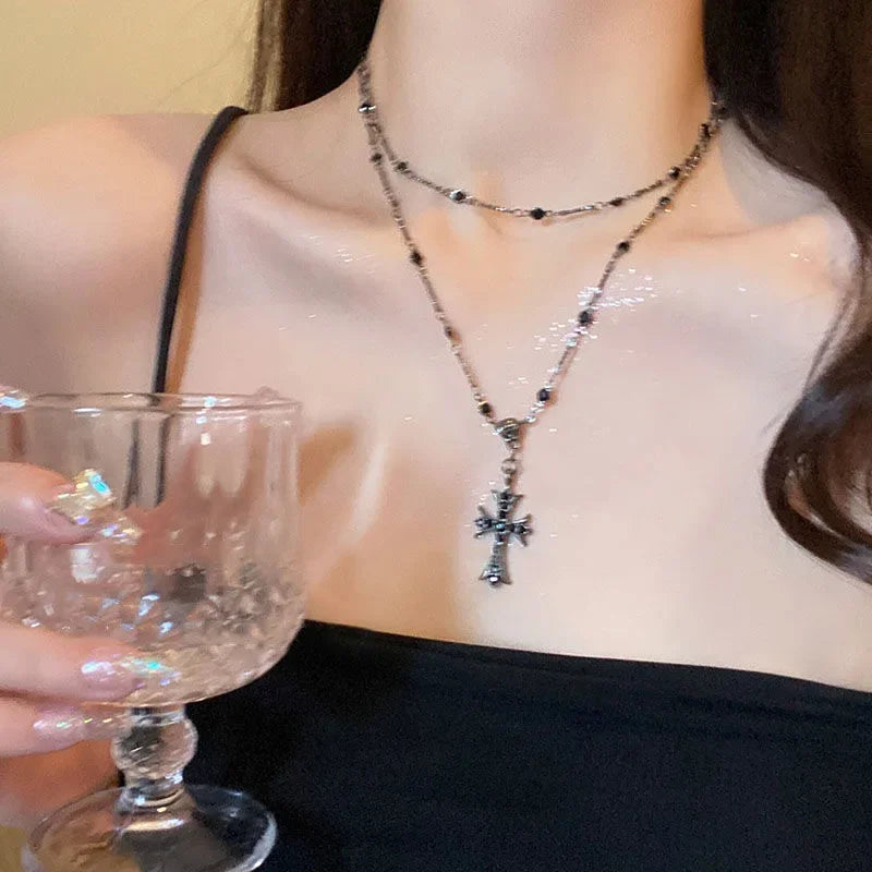Maxbvyingcn Rhinestone Cross Jesus Pendant Necklace