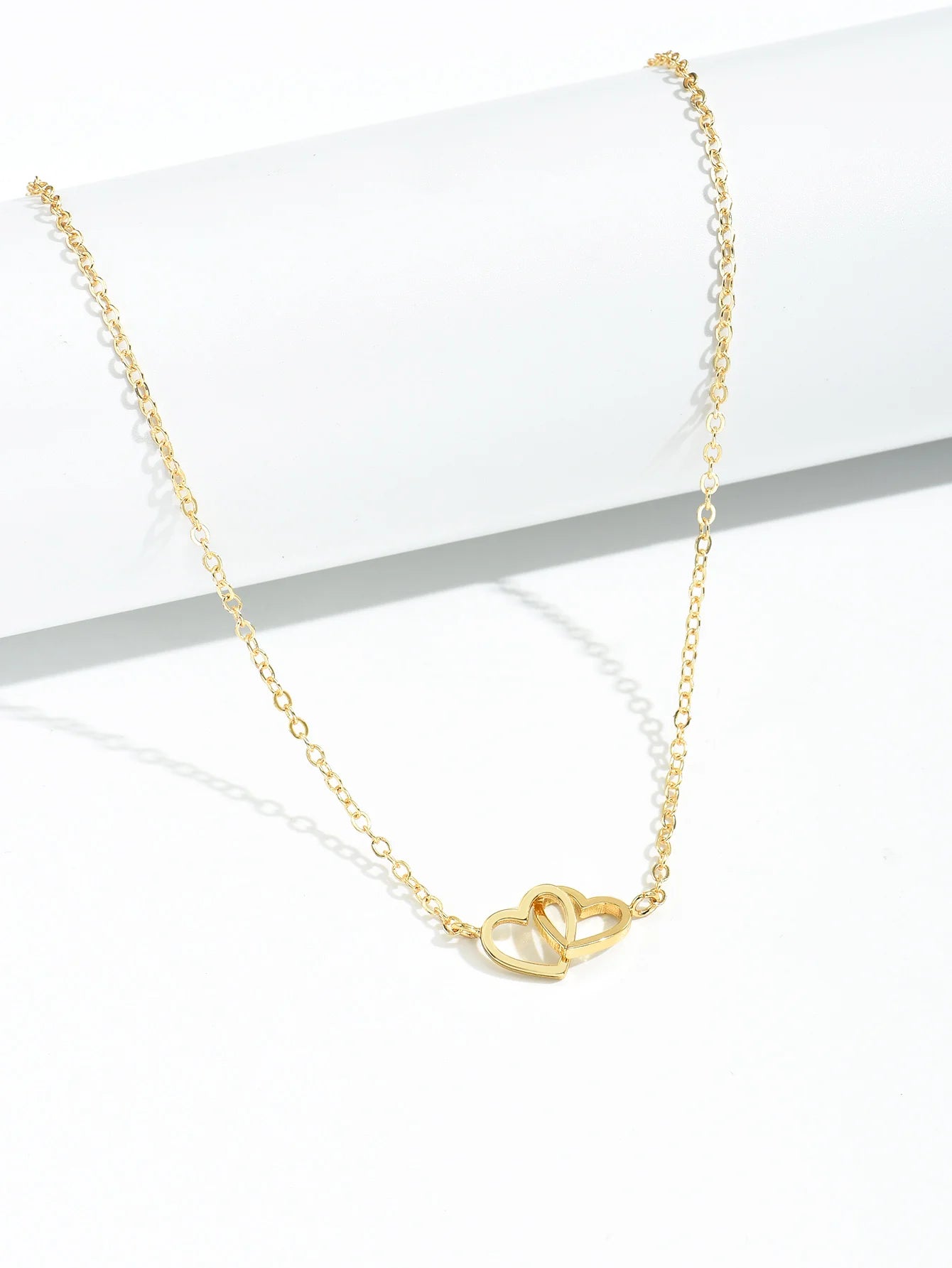 CN Zhejiang Tiny Hollow Heart Chain Necklace For Women
