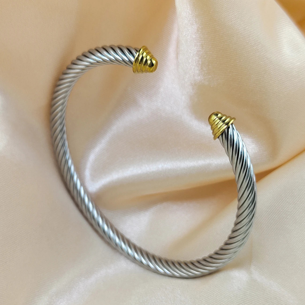Kabolong Womens Stainless Steel Cable Bracelet Gift Box