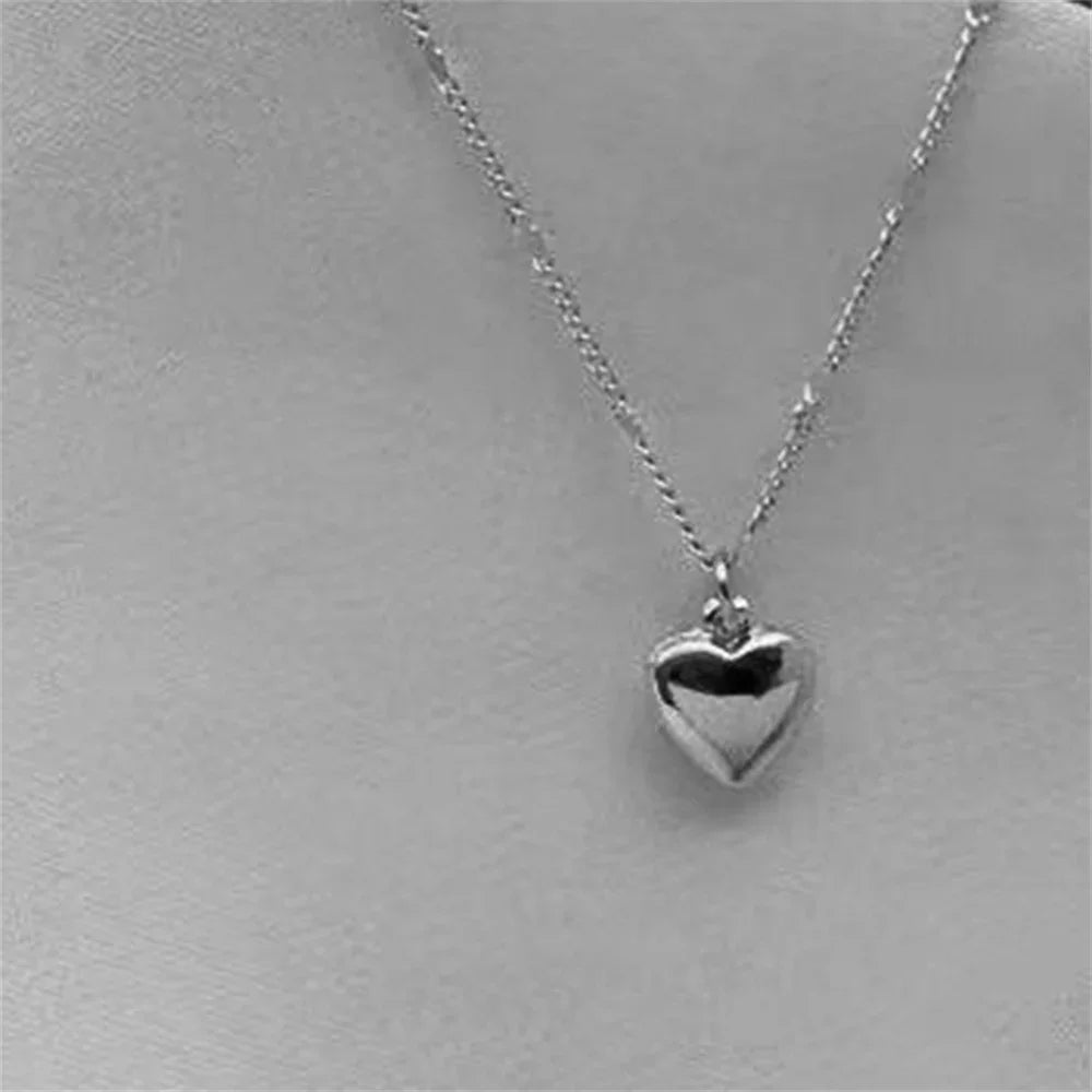 Zhejiang Simple Love Pendant Necklace for Women Fashion