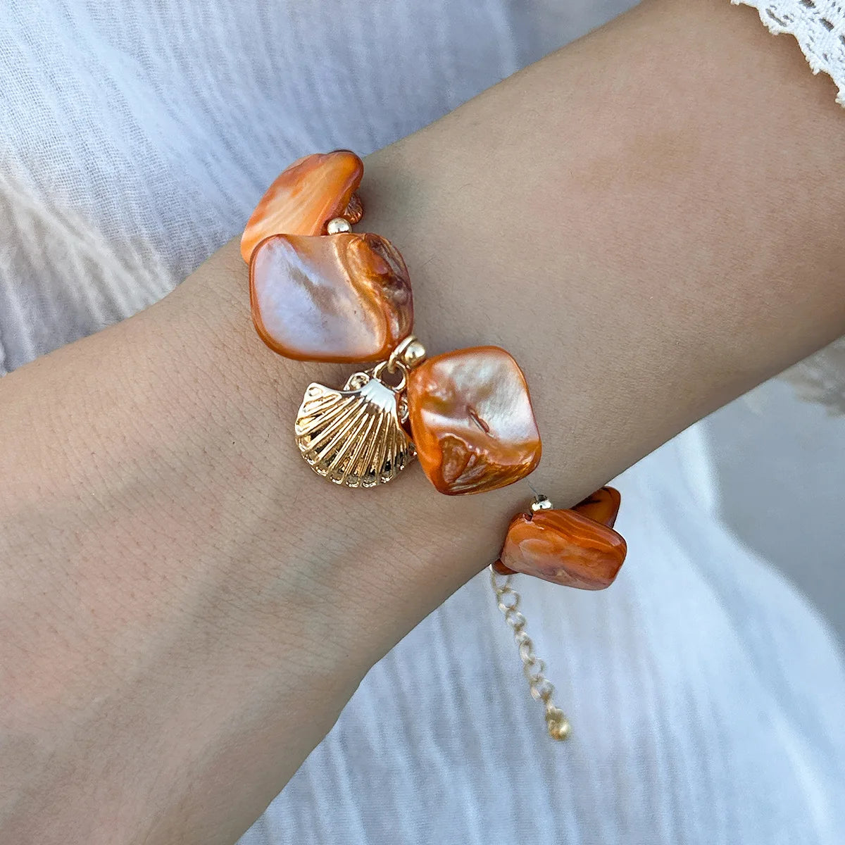 YJ WYWCN Retro Starfish Shell Pendant Necklace Women