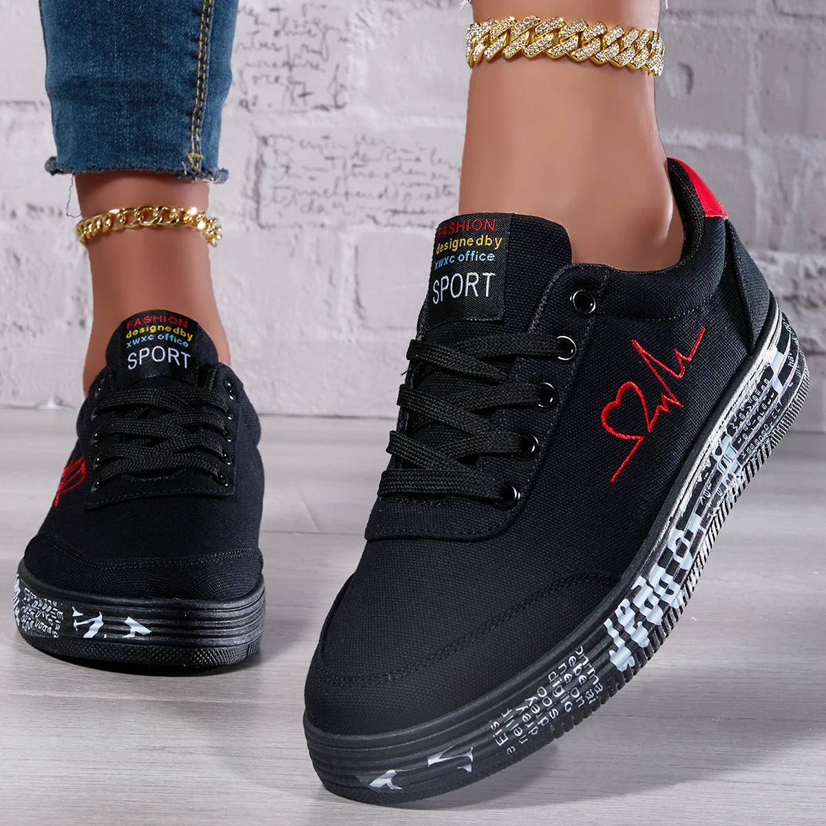 Heart Design Women's Lace Up Sneakers Soft Sole Platform Shoes