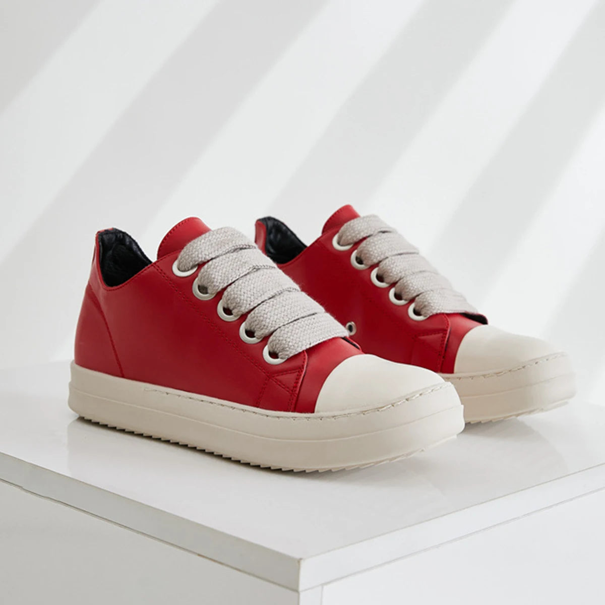 Men's Lace Up Casual Shoes Flat Bottom Minimalist College Style