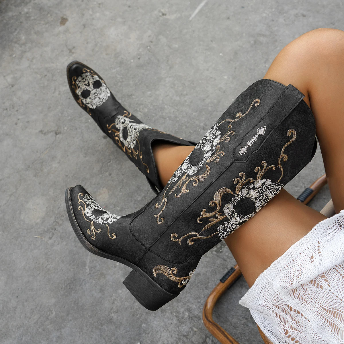Women Embroidered Skull Cowboy Boots Vintage Western Style Slip On Pointed Toe
